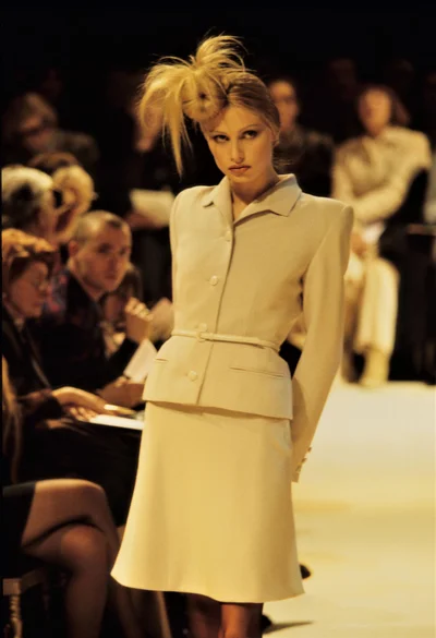 Look 37